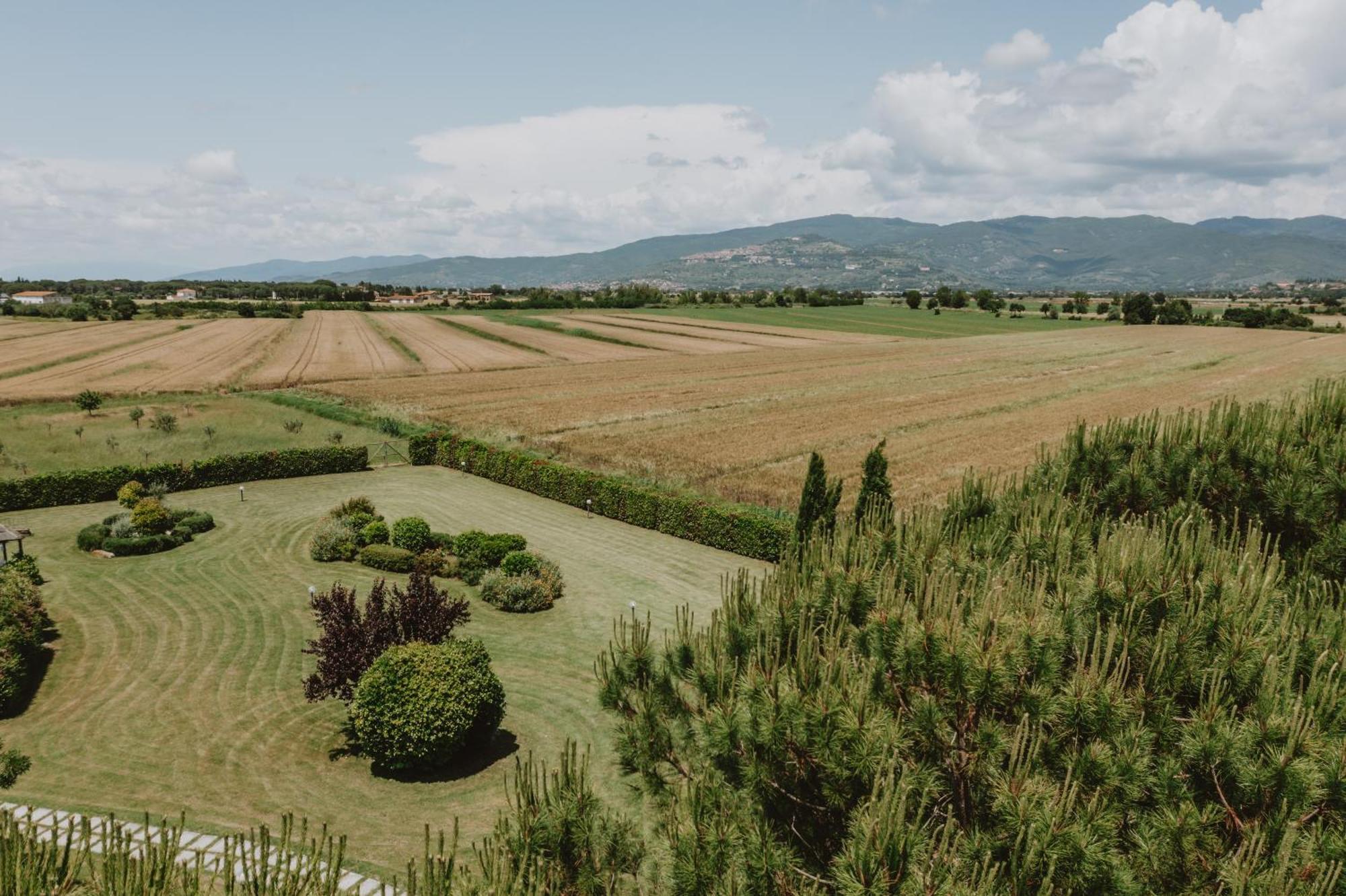 Terra Di Cortona Villa Bagian luar foto
